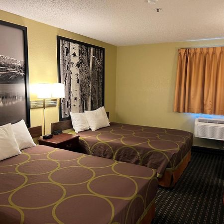 Super 8 By Wyndham Trinidad Hotel Room photo
