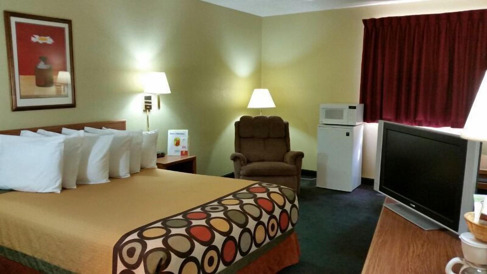 Super 8 By Wyndham Trinidad Hotel Exterior photo