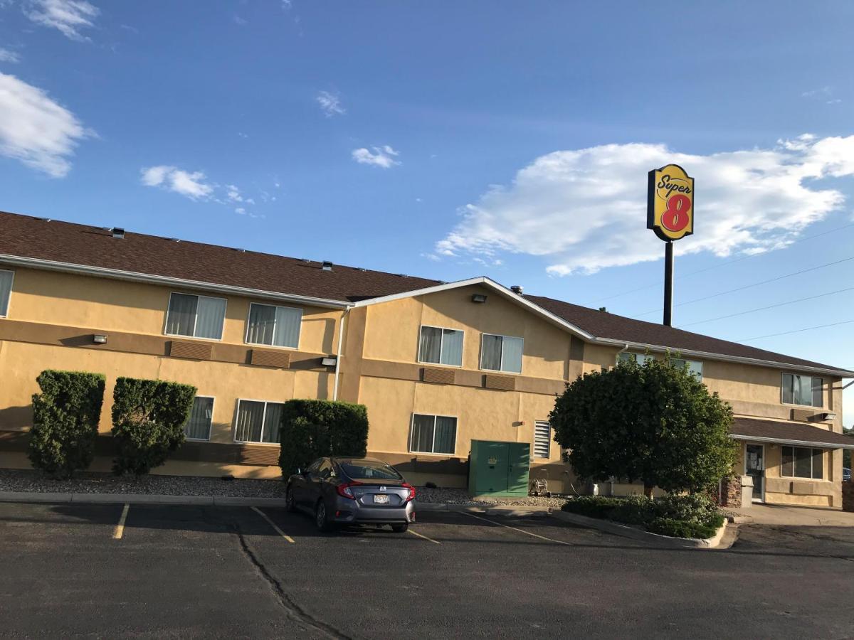 Super 8 By Wyndham Trinidad Hotel Exterior photo