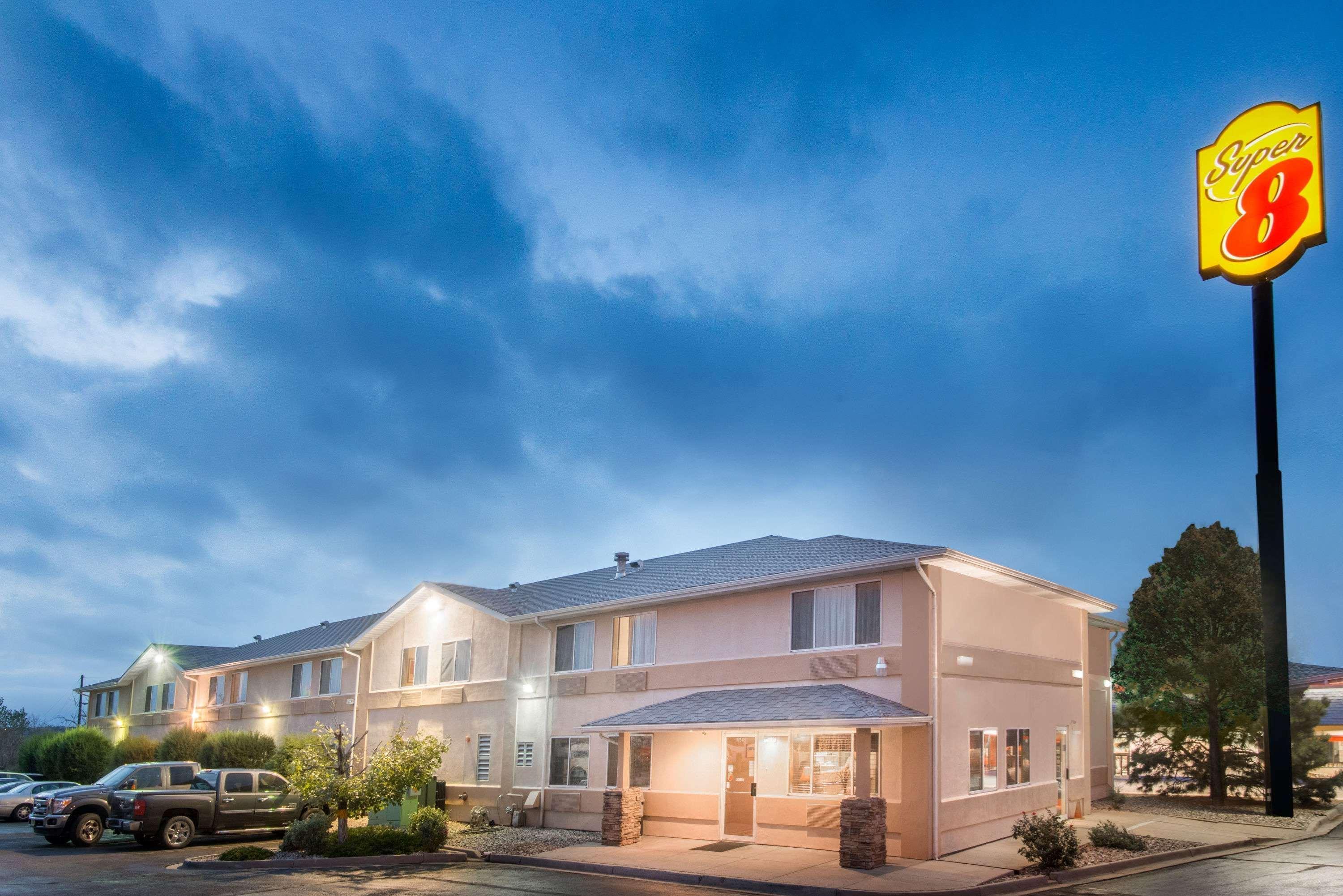 Super 8 By Wyndham Trinidad Hotel Exterior photo
