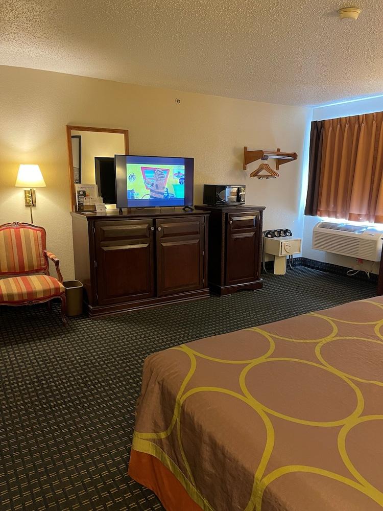Super 8 By Wyndham Trinidad Hotel Exterior photo